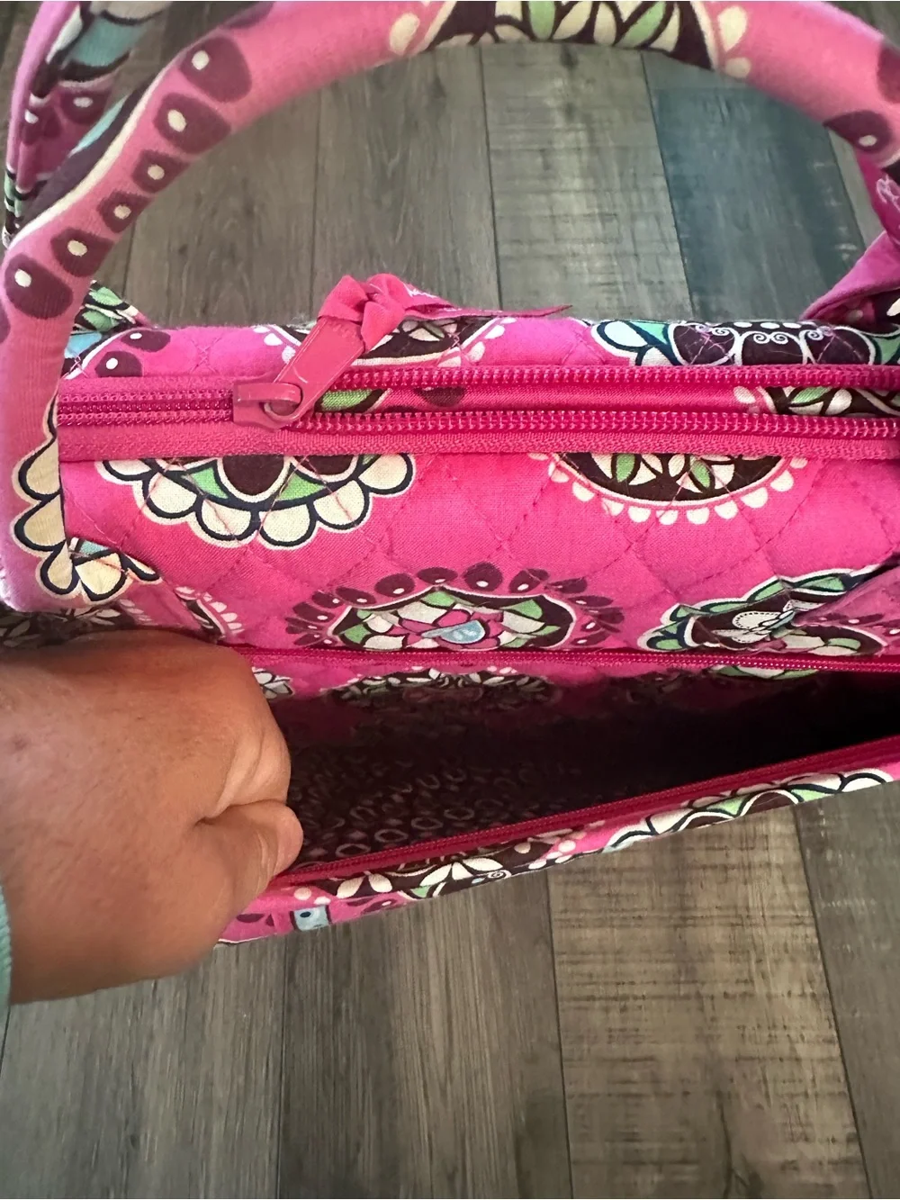 Vera Bradley Pink Cupcake Hard Shell Laptop Travel Bag Quilted Cotton Canvas EUC